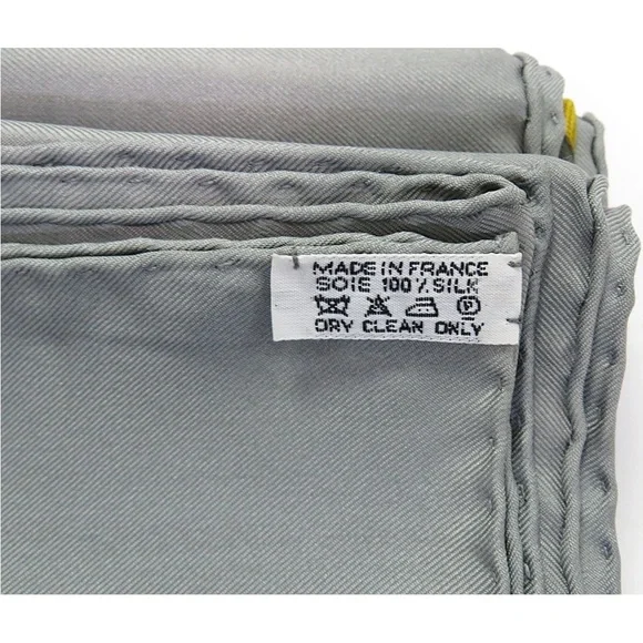 Hermès Green and Yellow Silk Scarf - Picture 10 of 11